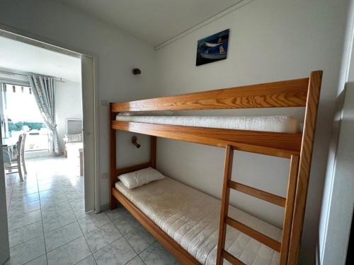 Posteľ alebo postele v izbe v ubytovaní "Appartement face à l'océan avec terrasse - 5 pers, proche plage et activités, Notre-Dame-de-Monts" - FR-1-540-202