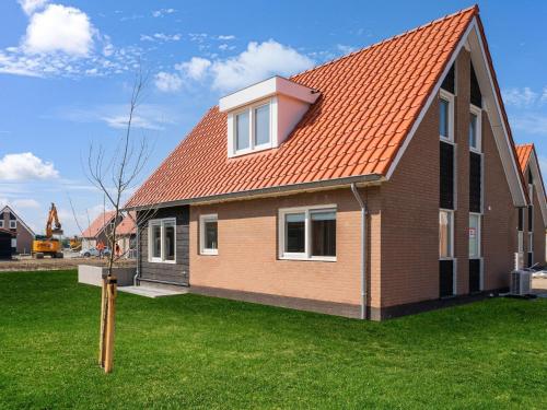 Pleasant holiday home in Scherpenisse with garden