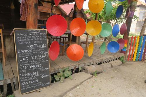 Gambar di galeri bagi Samaki Guesthouse & Grandpa Homestay- Tad Lo di Ban Donkhagnoung