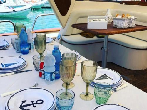 NIGHT ON BOARD – Photos 4