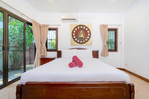 Fotografie z fotogalerie ubytování Thai Style 2BR Villa v destinaci Nai Harn pláž