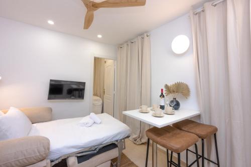 For Your Rentals Coqueto y elegante apartamento TEMPORAL cerca Politécnica de Madrid VAL1041