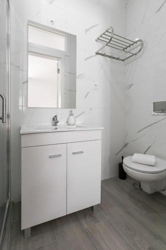 Rose Breeze Apartment