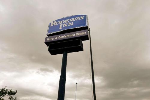 Rodeway Inn – Photos 2