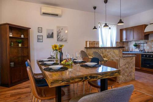 Η κουζίνα ή μικρή κουζίνα στο House Fran