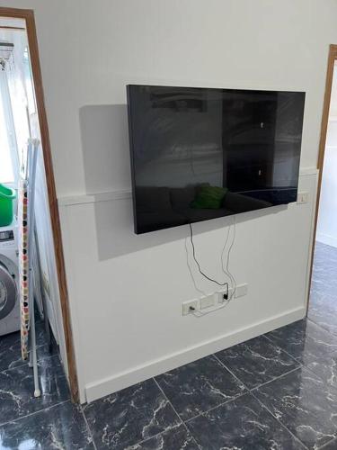 TV o dispositivi per l'intrattenimento presso CLAUDIA Puertito de Adeje - 2 bedrooms, 70mq, on the beach