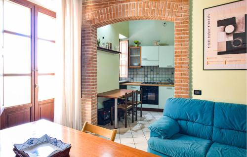 Nice Apartment In Cagliari With 2 Bedrooms