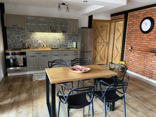 APARTAMENT 1 Nad rzeką Krutyń