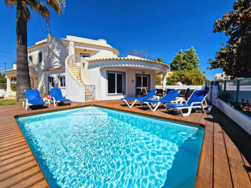 Villa Crispa - Free Hot Jacuzzi - By Bedzy