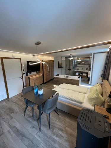 Kuchyň nebo kuchyňský kout v ubytování Flow Apartments Trogmann Living - Open Space