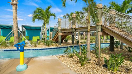 Modern Luxury Villa with Everything photo 101