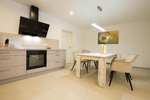Foto Luxury Saarbrücken 3 4