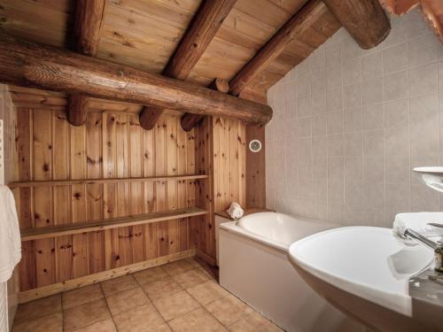 Appartement duplex montagnard au cœur de Val-d'Isère, près des pistes et commodités