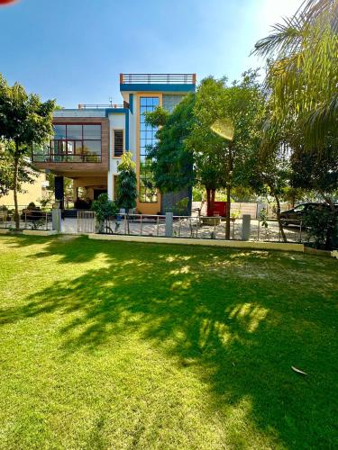 Zahrada ubytování Kaashi Flora (Full Villa - 5 Bedrooms)