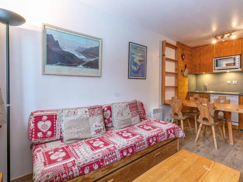 Appartement cosy avec wifi et parking, ski aux pieds