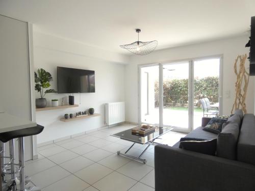 Photo de la galerie de l'établissement Ground floor close to Geneva, à Ornex