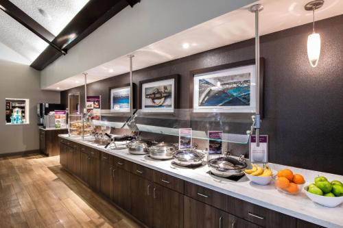 Jídlo v hotelu nebo okolí