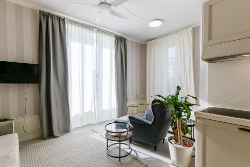 Gallery image of Bella Belle Griante in Griante Cadenabbia