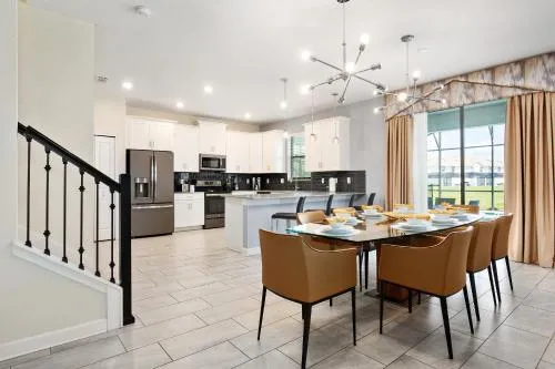 Modern Luxury Villa with Everything photo 5
