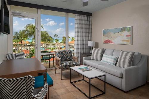 Χώρος καθιστικού στο Bluegreen at La Cabana Beach Resort & Casino