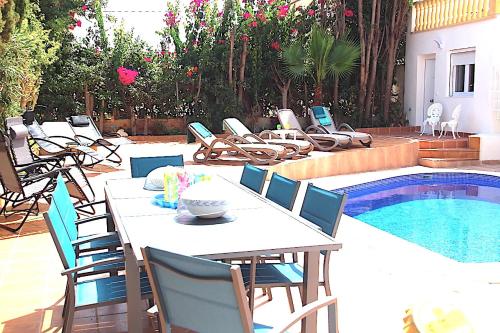 Πισίνα στο ή κοντά στο The Luxury Villa at Pleamar 30 Holiday Rental, Punta Prima, Torrevieja