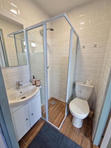 Ванная комната в GIRO Guest House