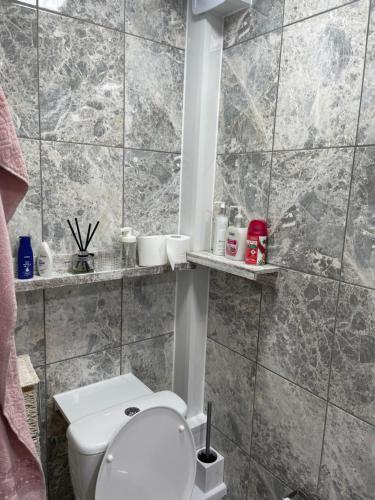 Φωτογραφία από το άλμπουμ του En-suite room in central Milton Keynes σε Milton Keynes