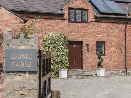Home Farm – Photos 3
