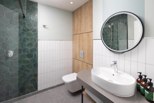 Staybridge Suites London-Vauxhall, an IHG Hotel Image