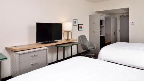 Holiday Inn & Suites Orlando - I-Drive - Theme Parks by IHG photo 13