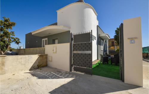 Beautiful Home In Ribera With Wifi And 4 Bedrooms