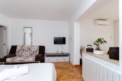 Apartments Cetina