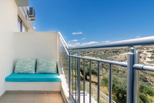 Μπαλκόνι ή βεράντα στο Magriplis Hill Apts