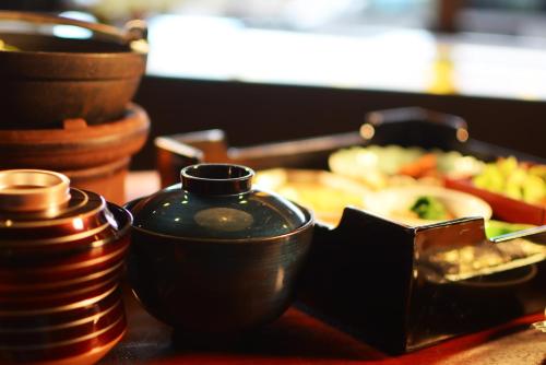 Eten bij of ergens in de buurt van de ryokan

