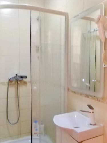 Ένα μπάνιο στο Milky Way Hotel