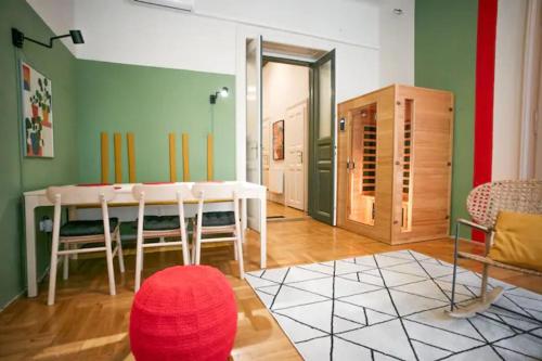 Unwind in Style w SAUNA dsgn 2BR Home 1073 Budapest, 57 Akácfa utca kép - 3