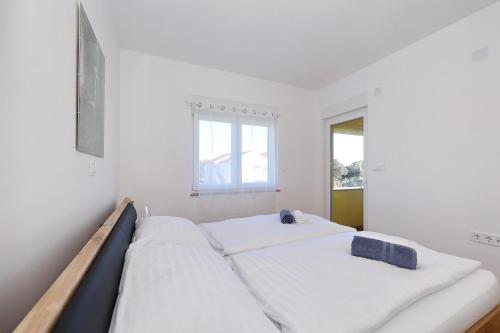 Gallery image of Apartments Oliva in Vrsi