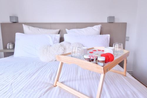 Ένα ή περισσότερα κρεβάτια σε δωμάτιο στο Loft Lumineux Hyper Centre Vincennes RER à 5 min - Parking Gratuit