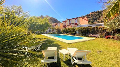 Bazén v ubytovaní Casa Santa catalina alebo v jeho blízkosti