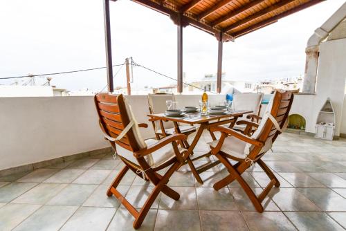 Drosia Residence 150m from Saint George Beach