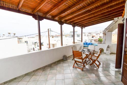 Drosia Residence 150m from Saint George Beach