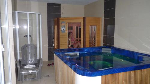 Kúpeľňa v ubytovaní Azur Wellness Apartman