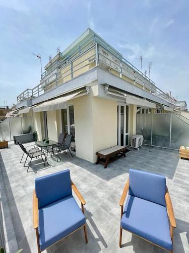 Domus City Apartment with wonderful balcony