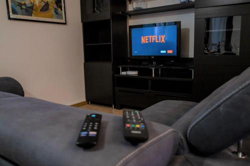 Casa Spezia - Metro Vicina, Wi-Fi Rapido & Netflix photo 5