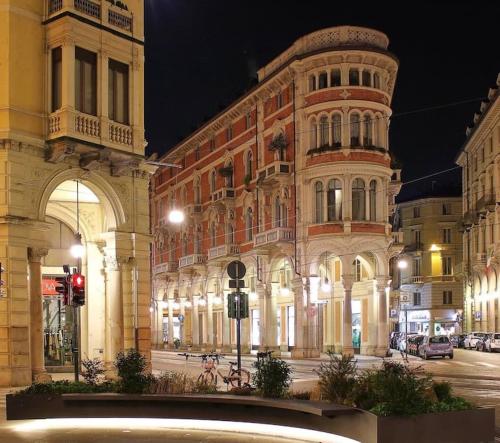 Casa Spezia - Metro Vicina, Wi-Fi Rapido & Netflix photo 32