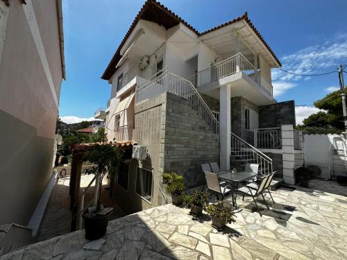 La Vita apartments-near airport & sea
