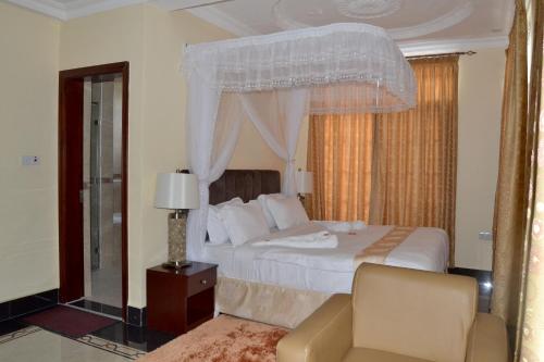 Cama o camas de una habitación en Lantana Hotel