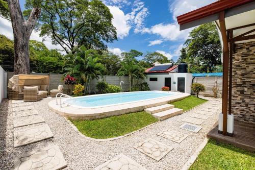 Casa Blanco in Playa Potero with Pool Just 3 min Walk to Beach