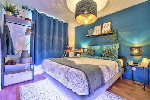 Posteľ alebo postele v izbe v ubytovaní Charmant appartement hypercentre