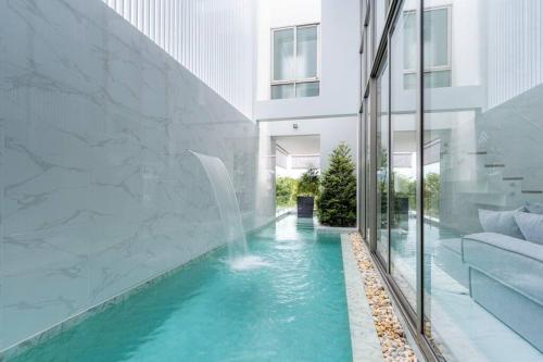 Πισίνα στο ή κοντά στο The Residence by Andaman Villa